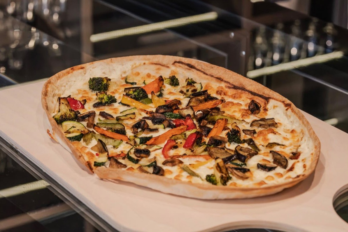 Vegetarischer Flammkuchen