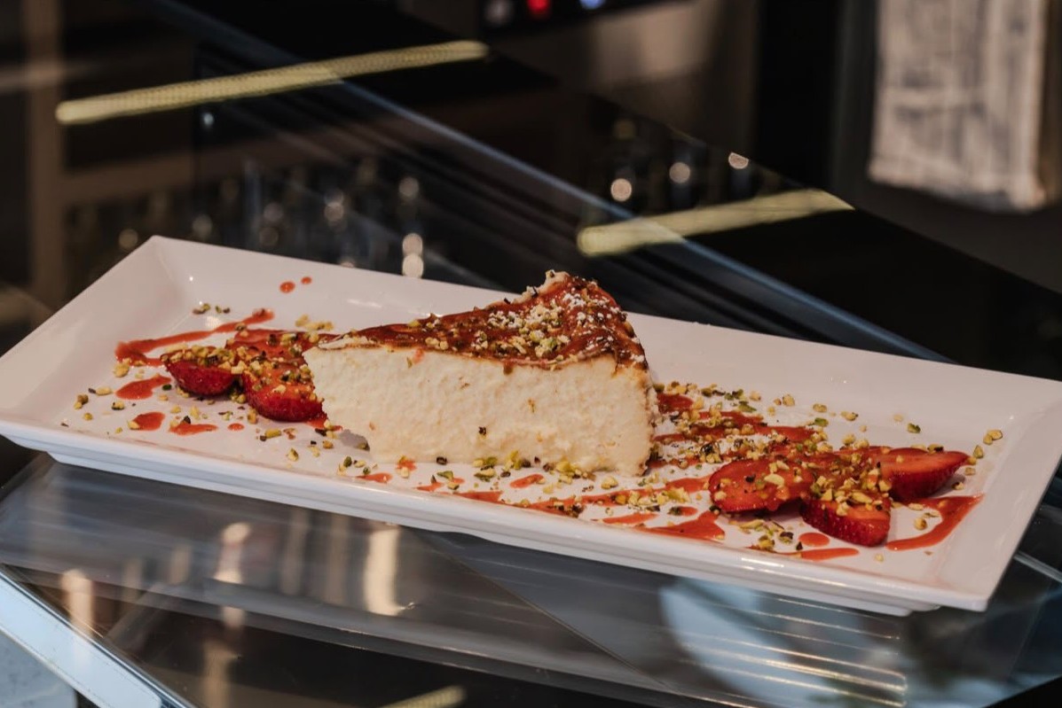 Erdbeer-Pistazien-Cheesecake